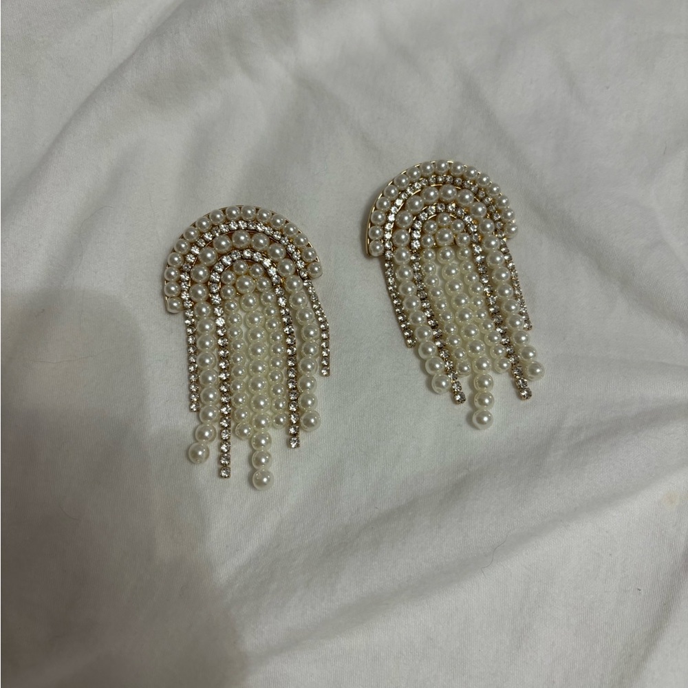 Forever 21 pearl and diamond earrings